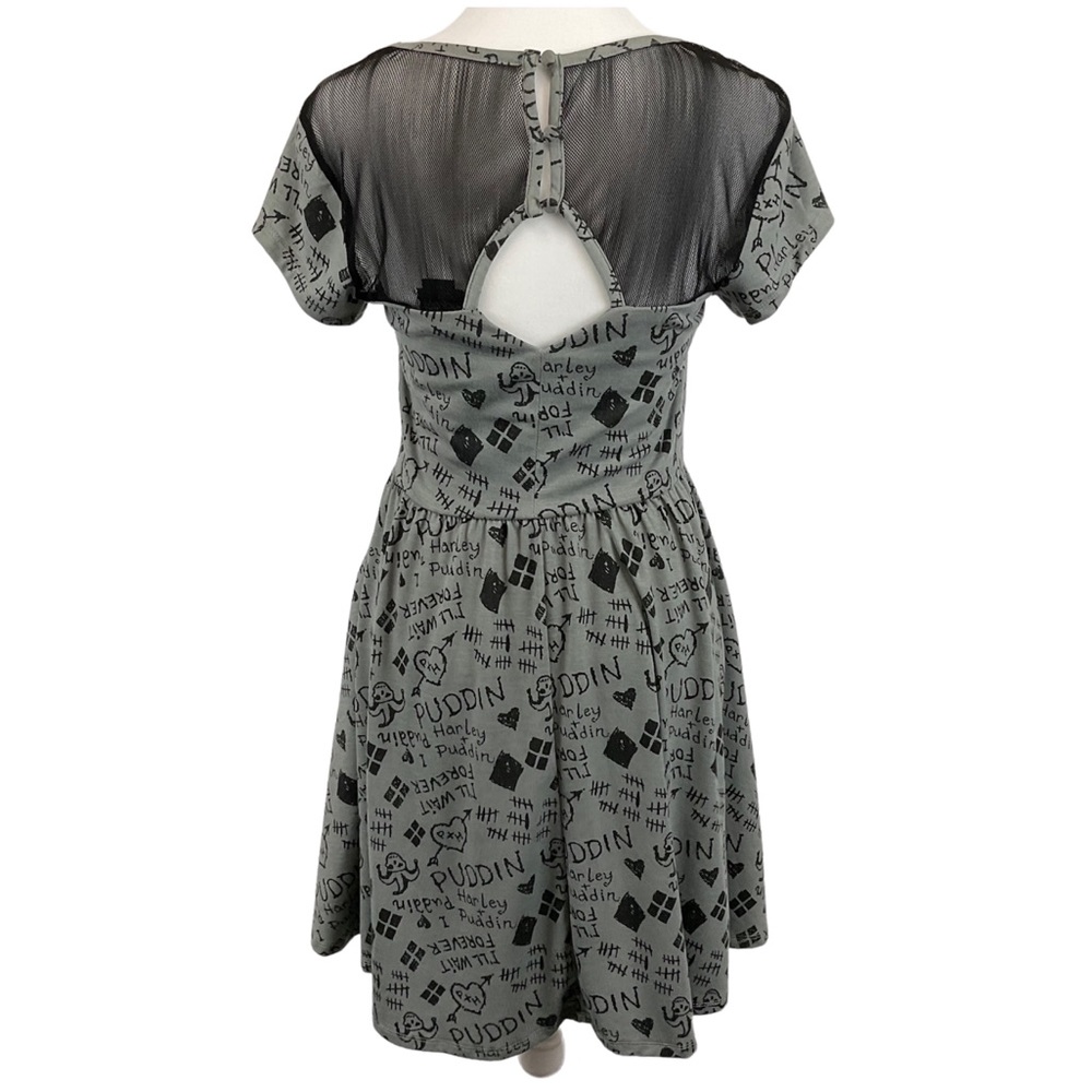 Harley Quinn Hot Topic Graffiti Dress Womens S - Picture 5 of 8